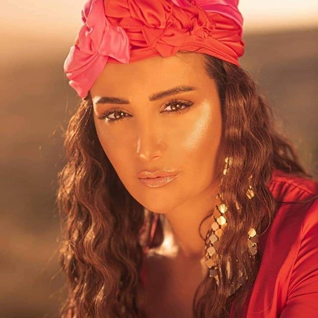 يوسف الخال يعود للحب والكذب وهذا وعد كندة حنا للجمهور