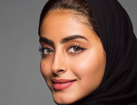 هذا السيروم غيّر بشرة السعودية جود عزيز
