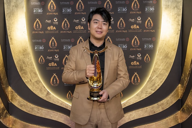 الفائزون في حفل  JOY AWARDS