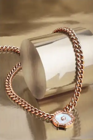 كاتيا سمرا لنواعم: المجوهرات حاضرة دائماً في حياتي