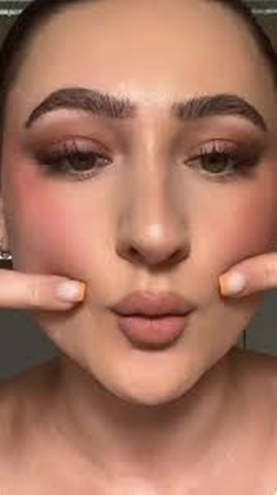 صيحة مكياج كيت موس تشعل مواقع التواصل الإجتماعي