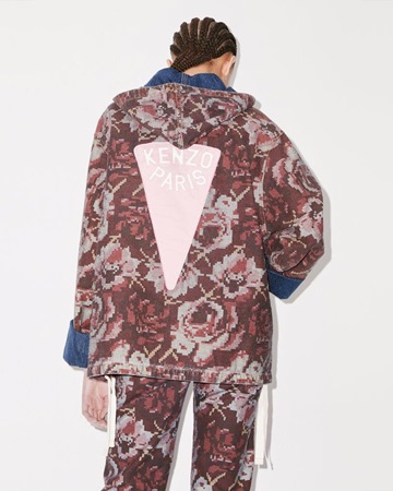 عودة إلى أزياء المراهقة في 