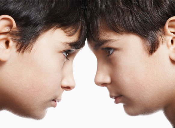 خلافات أطفالك.. كيف يمكنك معالجتها؟