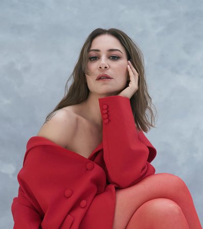 «نواعم» تشهد انطلاق الجونة السينمائي بتكريم منة شلبي