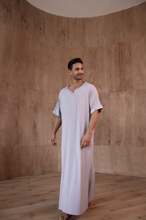 عباية البيت… بإيقاع عصري