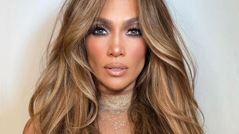 حلول لمشكلة تجعد الشعر في الحرّ والرطوبة