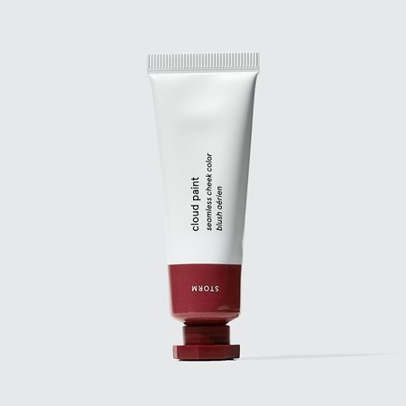 احتضني جمالك الطبيعي مع منتجات Glossier