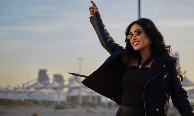 لطيفة التونسية بصورة مختلفة في 