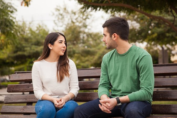 إليكِ 3 نصائح مهمة للتعامل مع خلافات فترة الخطوبة