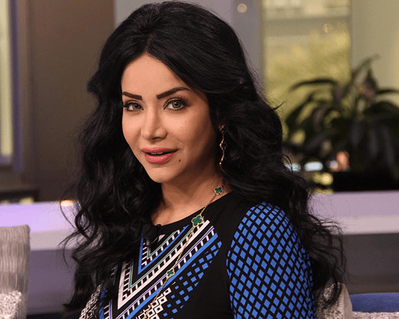 بالصورة- ظهور نادر لشقيق لجين وأسيل عمران