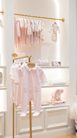 ماجد الفطيم تدخل عالم أزياء الأطفال بالشراكة مع علامة تارتين إي شوكولا الفرنسية