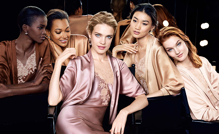 Lingerie de Peau مجموعتنا المثالية لمكياج مات