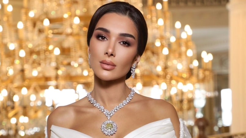 مكياج القوة والتمكين: إطلالة يوم المرأة الإماراتية