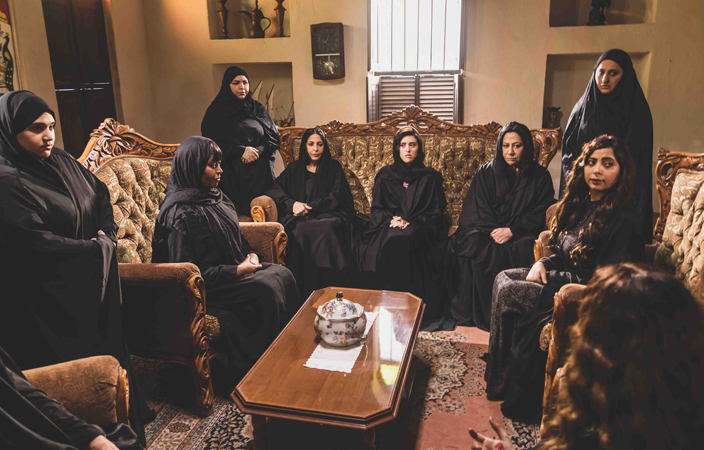 أسرار السرداب ومفاجآت داخل القصر في 