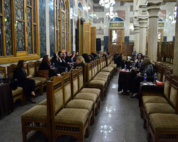 النجوم يتجاهلون عزاء مريم فخر الدين!