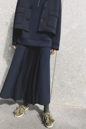 Weekend Max Mara تطلق آخر إصدار من تعاونها مع Sebago