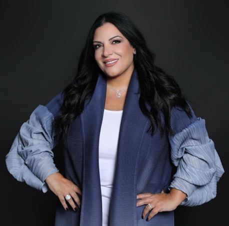 مي زيادة تطلق 