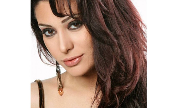 نواعم تكشف موعد وضع مايا نصري مولودها الثالث