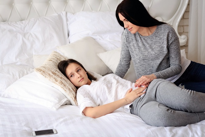 دليلك للتعامل مع التقلّبات المزاجية لابنك المراهق