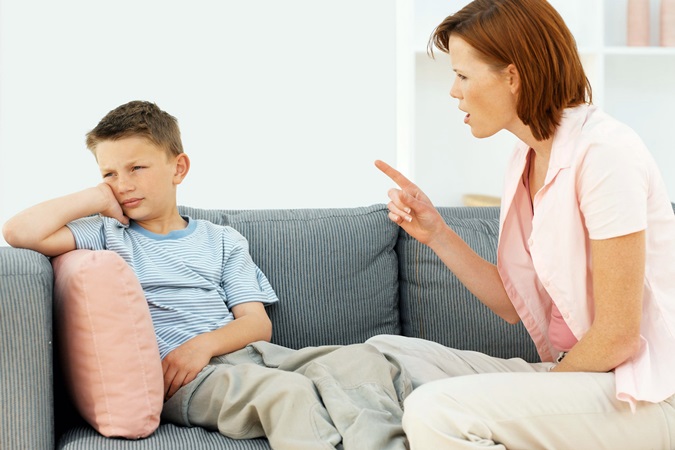 5 أساليب تربوية خاطئة تسبب الإحباط لطفلك