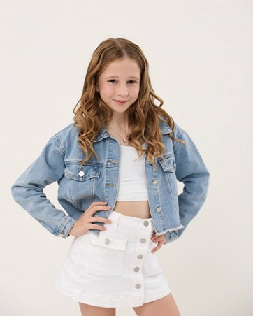 ديسمبر بنكهة مختلفة في أبوظبي: موسيقى ودرونات وتجارب لا تُنسى في مهرجان أم الإمارات