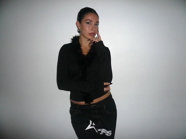 ديسمبر بنكهة مختلفة في أبوظبي: موسيقى ودرونات وتجارب لا تُنسى في مهرجان أم الإمارات