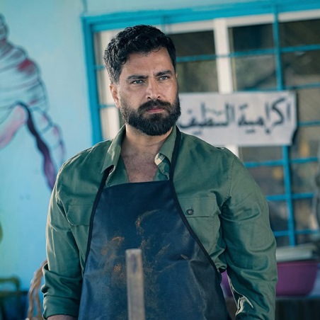 معتصم النهار: الجهر بالصلاة أفضل من الجهر بأشياء أخرى