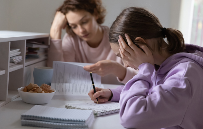 4 طرق للتعامل مع طفلك عندما يتكاسل