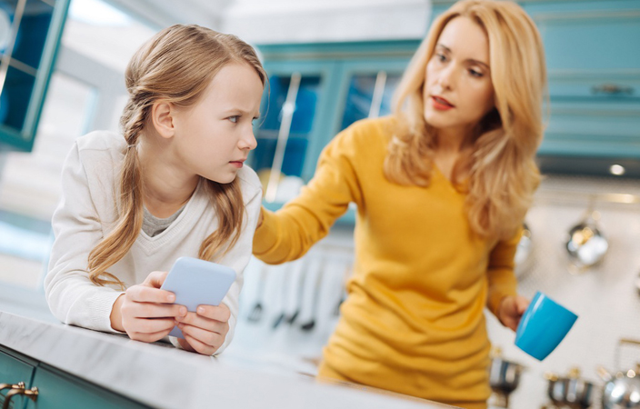 لهذه الأسباب، أخطاء طفلك تجعلك أمّاً أفضل