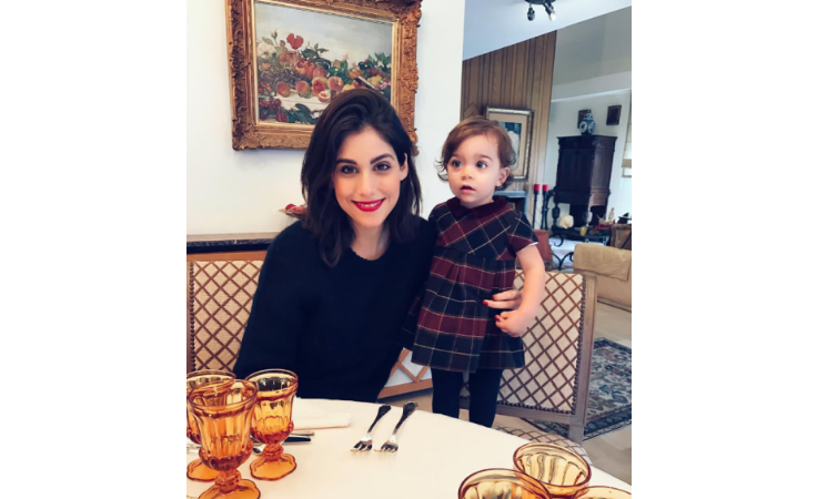 الفاشنيستا نور العريضة الأم في أجمل إطلالاتها