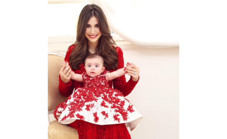 الفاشنيستا نور العريضة الأم في أجمل إطلالاتها