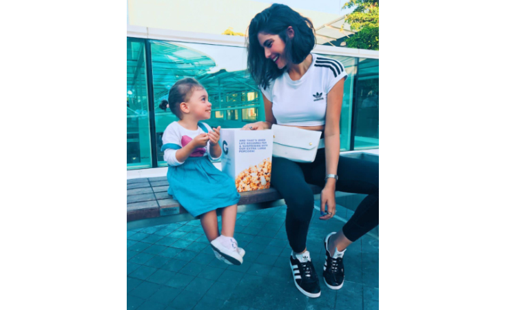 الفاشنيستا نور العريضة الأم في أجمل إطلالاتها