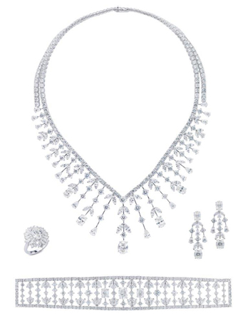 لعروس 2020.. احتفي ببداية جديدة لحياتك بأطقم الماس والأحجار الملونة