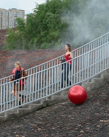 ميو ميو وعام الحصان الناري: لقاءات تبدأ من الحلم