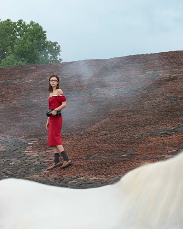 ميو ميو وعام الحصان الناري: لقاءات تبدأ من الحلم