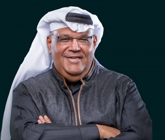 بالفيديو: الصدفة تجمع 3 فنانين في مطار السعودية