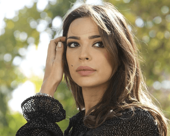نادين نسيب نجيم غجرية تدعى 