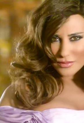 مزيّن نجوى كرم لـ