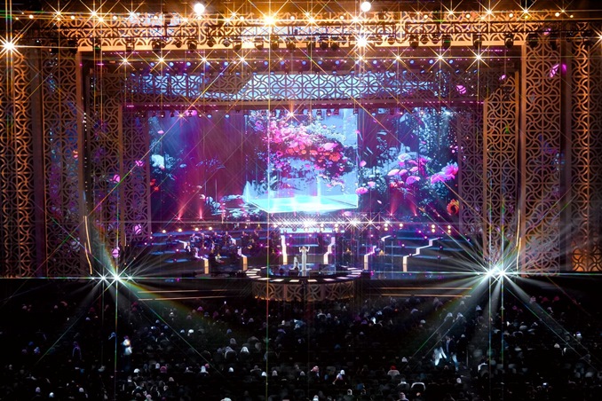 نجوى كرم تستقبل العام الجديد 2026 من دبي