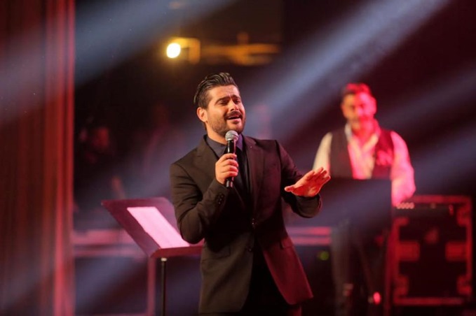 ناصيف زيتون نجم المليارات