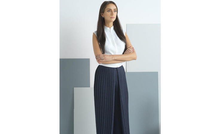 المصممة هيا خليفة تضع هدوء وبساطة شخصيتها في تصاميم Nesma Studio