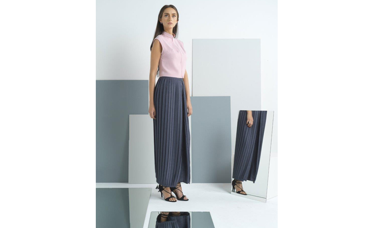 المصممة هيا خليفة تضع هدوء وبساطة شخصيتها في تصاميم Nesma Studio