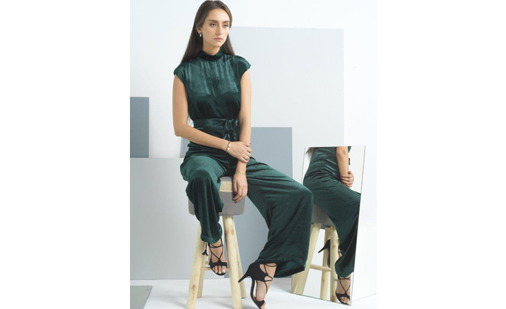 المصممة هيا خليفة تضع هدوء وبساطة شخصيتها في تصاميم Nesma Studio