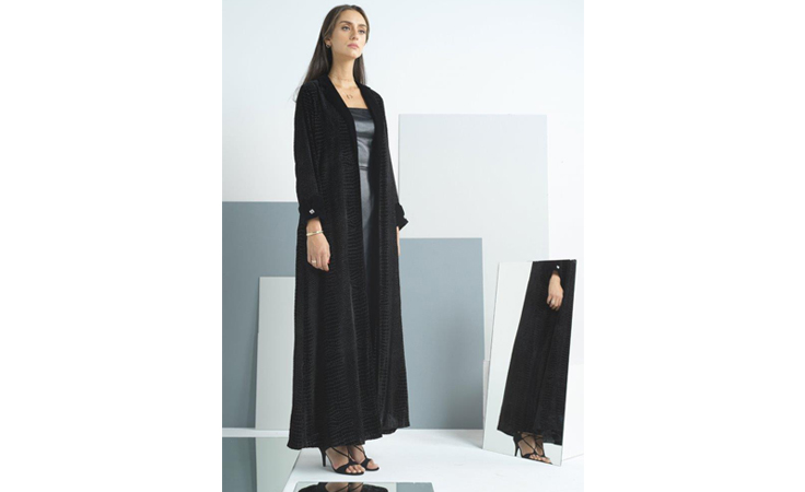 المصممة هيا خليفة تضع هدوء وبساطة شخصيتها في تصاميم Nesma Studio