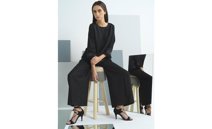 المصممة هيا خليفة تضع هدوء وبساطة شخصيتها في تصاميم Nesma Studio