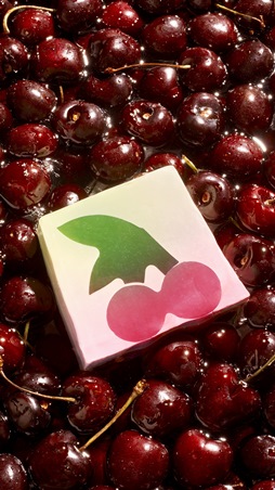 مجموعة لش ليوم الحب تحتفل بفن العناية اليدوية