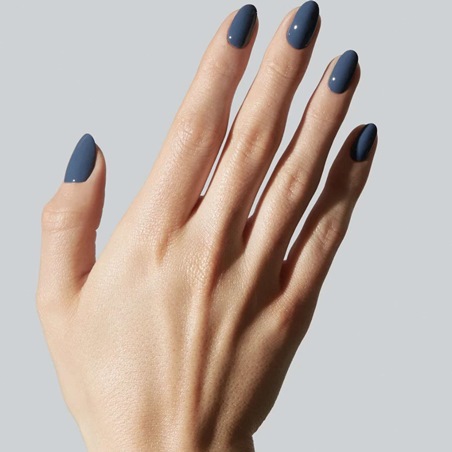 إليكِ ألوان طلاء الأظافر الأكثر رواجاً في الموسم الحالي