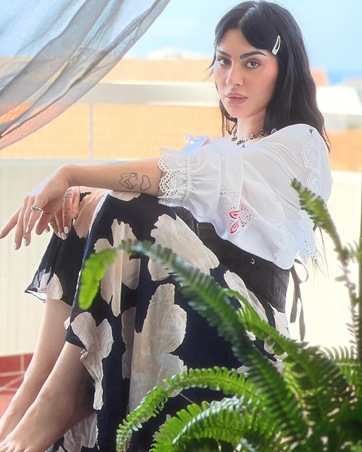 لماذا قررت سارة فرح اعتزال الغناء؟