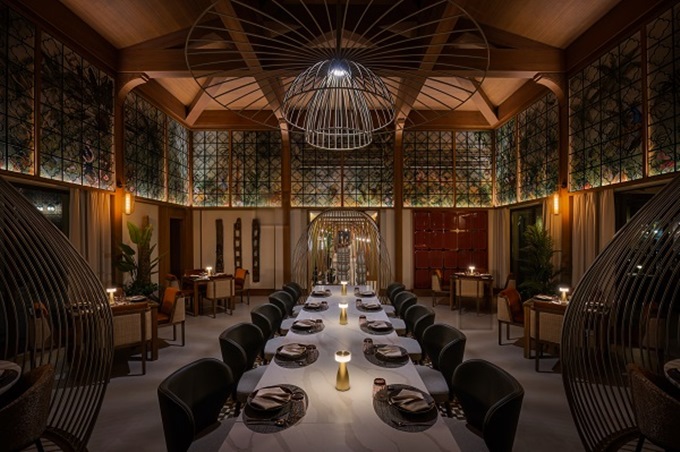 موسم الاحتفالات كما يليق بكِ…تفاصيل شتوية أنيقة في قلب وسط دبي