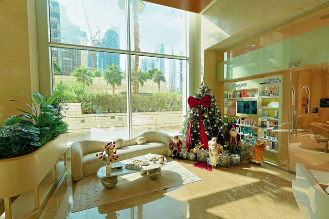 إطلالة Clean & Glowy تعيد تعريف الأنوثة الهادئة في موسم الأعياد